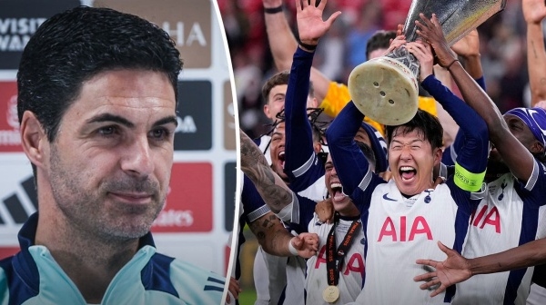 Phản ứng của HLV Arsenal khi Tottenham vô địch Europa League