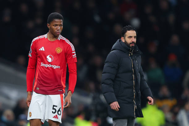 Phil Jones: MU đang có 1 "con quái thú"