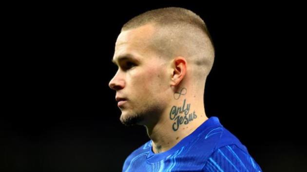 Phòng thay đồ Chelsea ngỡ ngàng với Mudryk