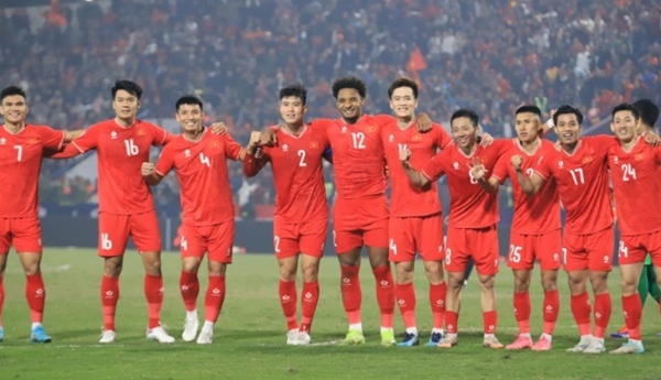 Phương tiện truyền thông Indonesia đăng 5 bước trên FIFA xếp hạng tiếng Việt Nam