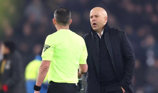 Premier League ra thông báo sau quyết định 4 thẻ đỏ trận Liverpool