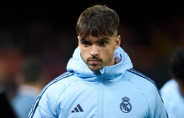 PSG chi 45 triệu euro để lôi kéo Raul Asencio từ Real Madrid