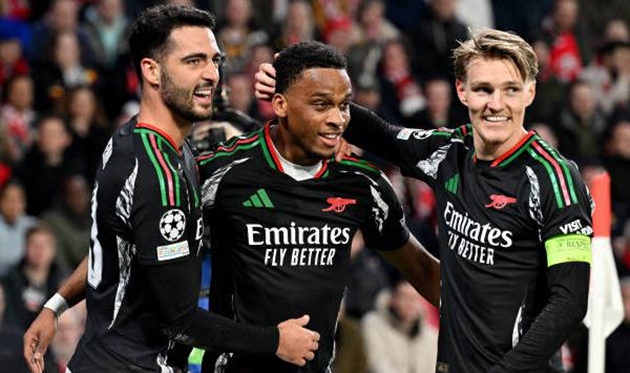 PSV 1-7 Arsenal: Chiến thắng hủy diệt; "Pháo thủ" đặt một chân vào vòng tứ kết