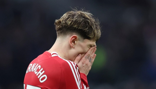 Quá điên rồ! Bức ảnh hơn nghìn lời nói về MU khi thua Tottenham