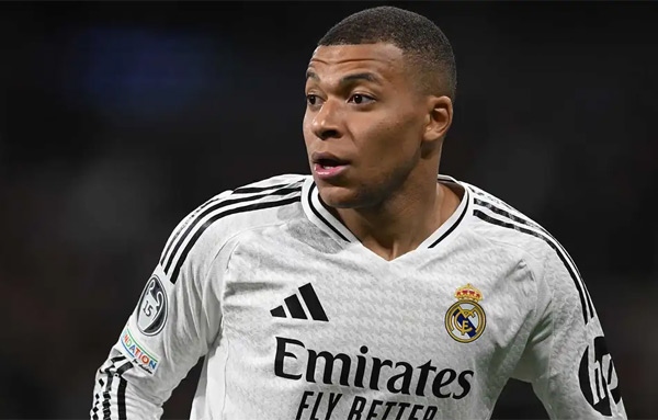 Quá nguy! Real Madrid dễ toang nặng