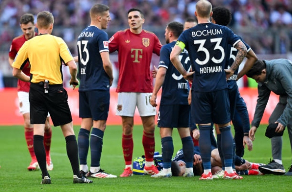 Quá thất vọng, "tội đồ" bỏ về ngay sau trận thua của Bayern