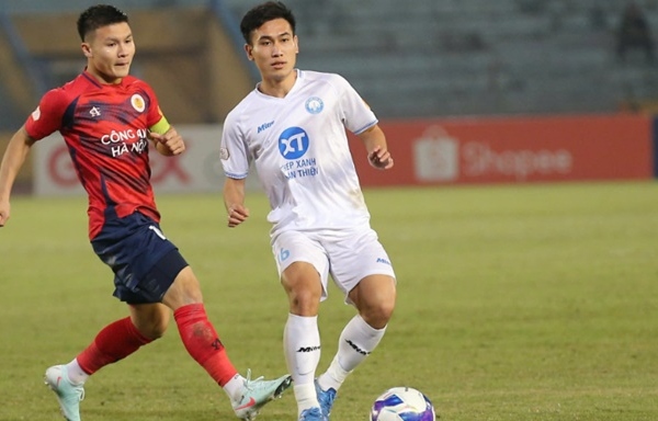 Quang Hải lập công, giữ lại 1 điểm cho CAHN