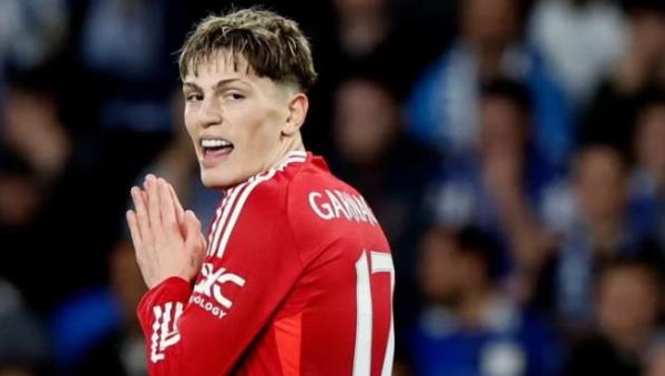 Quên Garnacho: Amorim có thể mang đến cơ hội cho những tài năng trẻ theo Rooney