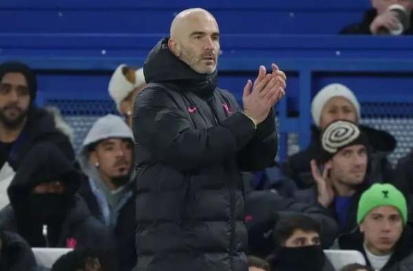Quyết định khó hiểu của Enzo Maresca khiến CĐV Chelsea bối rối