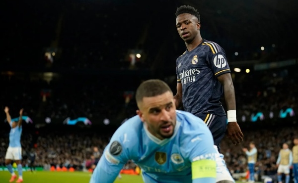 Quyết định khó hiểu của Man City