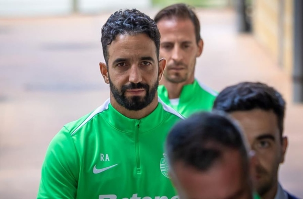 Quyết định sốc của Sporting Lisbon với HLV mới cho thấy năng lực của Ruben Amorim