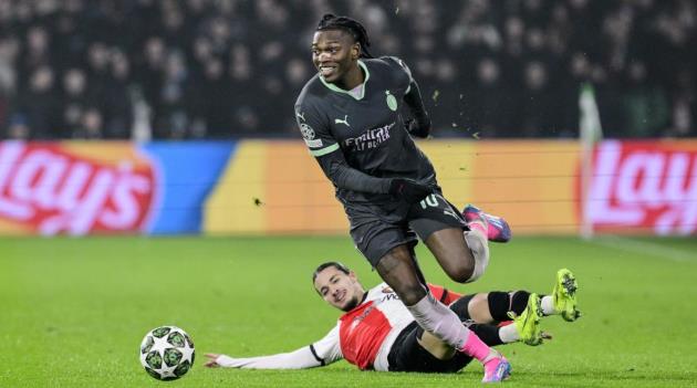 Rafael Leao thừa nhận sự thua kém của AC Milan so với Feyenoord