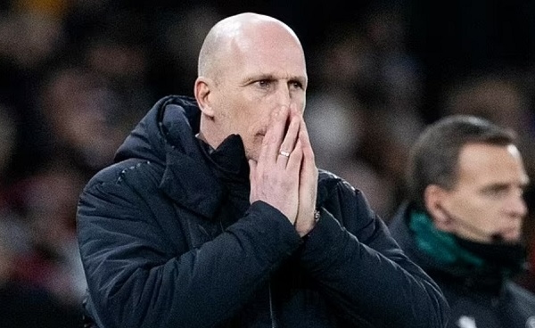 Rangers mất điểm nhưng giành được sự tôn trọng tại Old Trafford