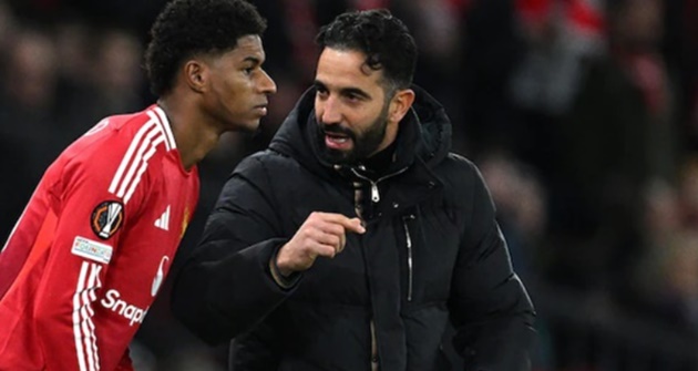 Rashford coi như bít cửa ở lại MU