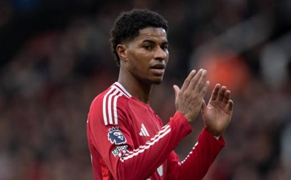 Rashford từ chối mức lương khủng khiến M.U khó xử