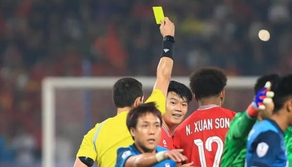 Rõ vụ Nguyễn Xuân Son nguy cơ bị treo giò ở chung kết AFF Cup 2024
