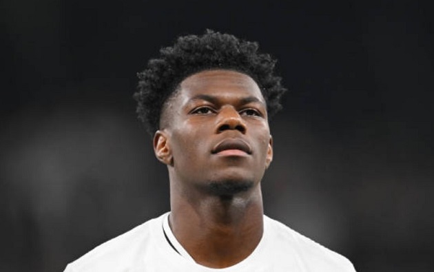 Real 'bật đèn xanh' cho Liverpool vụ Tchouameni