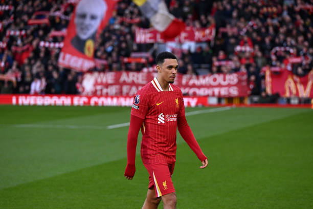 Real Madrid có 3 ngôi sao khiến Alexander-Arnold bị lu mờ