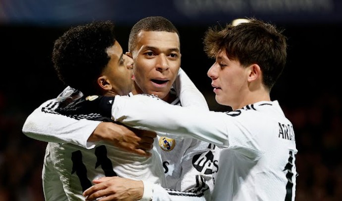 Real Madrid đã hồi sinh như thế nào?