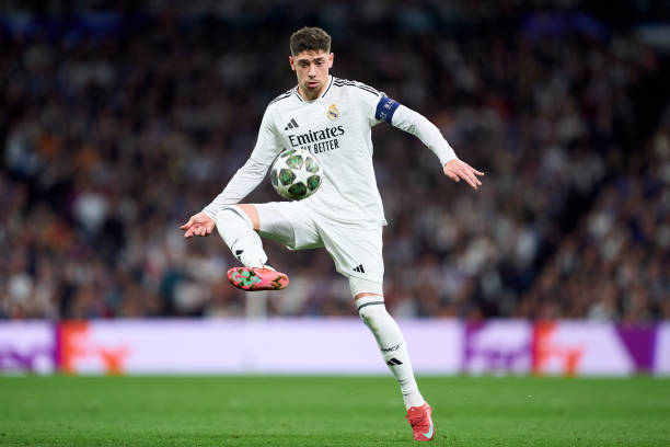 Real Madrid nguy cơ đón cú sốc Valverde