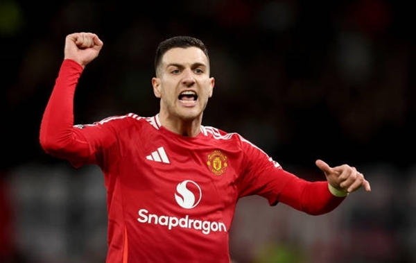 Real Madrid tính gây sốc với Diogo Dalot