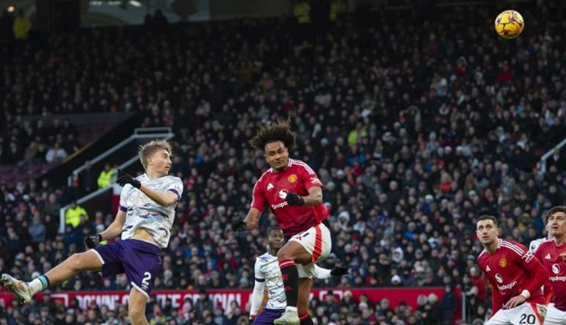 Real nghĩ xa khi để mắt cầu thủ vừa phá lưới Man Utd