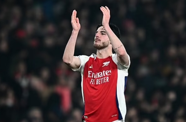 Rice: Arsenal đáng lẽ ghi 10 bàn trước Tottenham