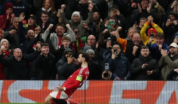 Rio Ferdinand "đá xéo" những ai chê bai Bruno Fernandes