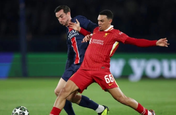 Rio Ferdinand khen ngợi khả năng 1 đối 1 của sao Liverpool