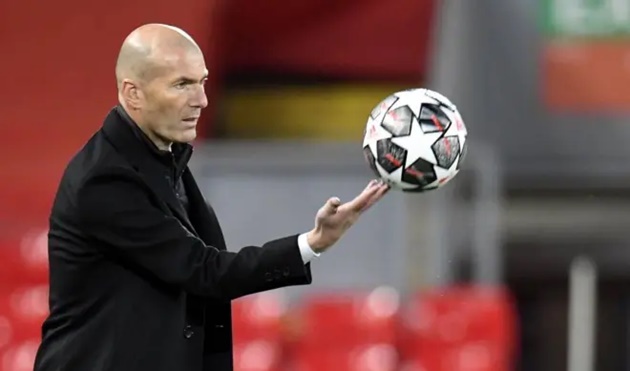 Rời Real gần 4 năm, vì sao Zidane từ chối mọi đề nghị?