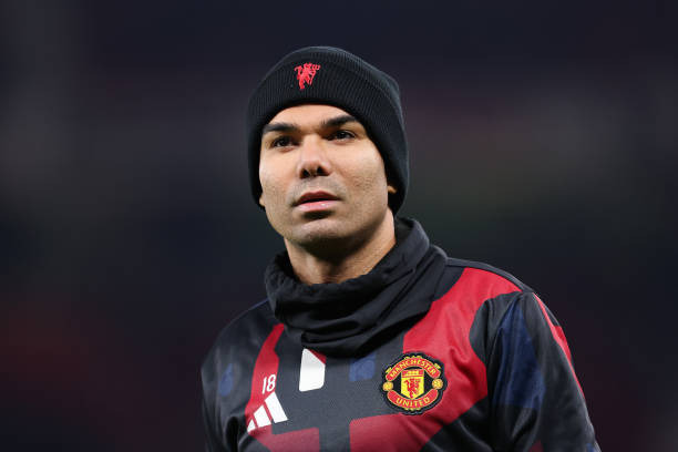 Ronaldo thúc giục, tại sao Casemiro vẫn chưa rời Man United?