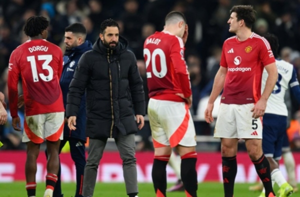 Ruben Amorim và các sao Man Utd chưa gì đã thấy cực hình