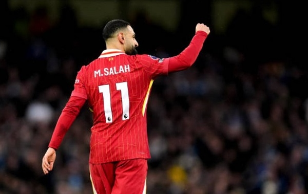 Rực sáng tại Etihad, Wenger mạnh dạn dự đoán Salah ẵm "Quả bóng vàng"