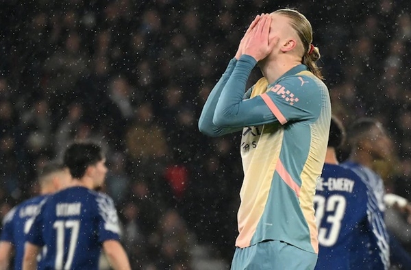 Sự sụp đổ thảm hại của Man City trước PSG