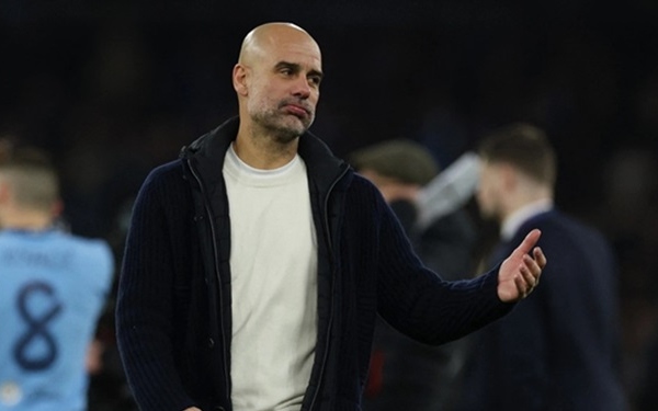 Sai lầm chiến thuật của Pep khiến Man City thảm bại trước Arsenal