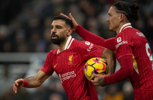Salah chọn ra "cạ cứng" tại Liverpool