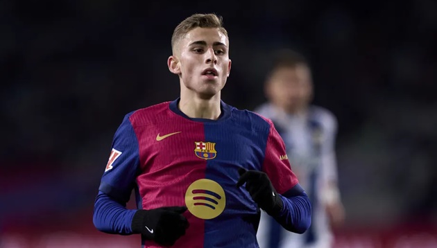 Sao Barca gãy răng sau trận thua