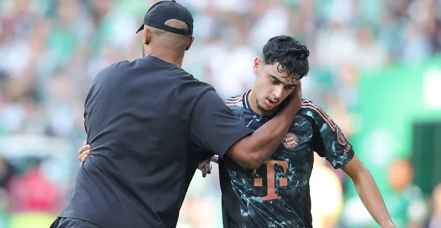 Sao Bayern nói thẳng trình độ của Kompany