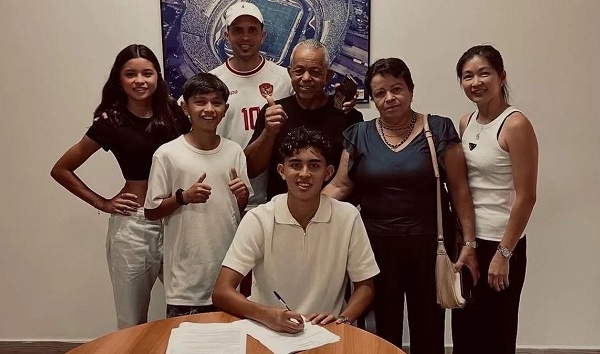 Sao Indonesia làm nên lịch sử ở Brazil