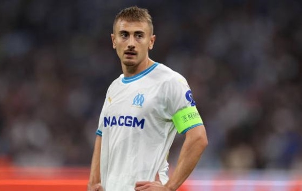 Sao Marseille gửi lời tuyên chiến đến PSG