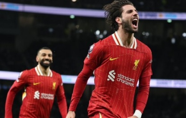 Sao Premier League trầm trồ trước bàn thắng của Dominik Szoboszlai