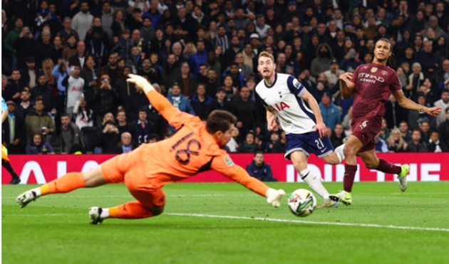 Sao Spurs thừa nhận có ''vấn đề cá nhân'' với Man City