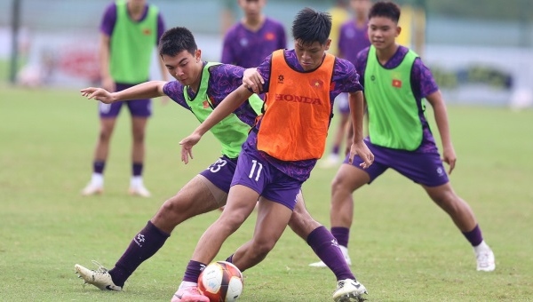 Sao trẻ Hà Lan gia nhập U17 Việt Nam