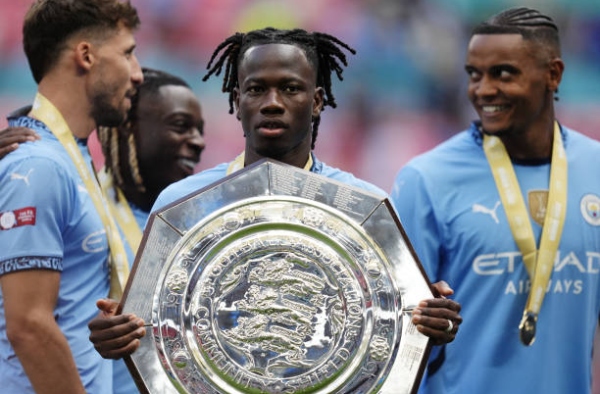 Sao trẻ lần thứ 6 chia tay Man City