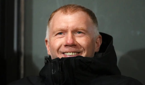 Scholes và Zirkzee