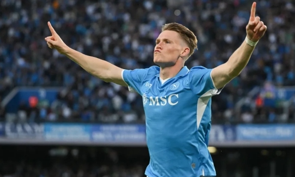 Scott McTominay phá vỡ giới hạn, bùng nổ tại Serie A