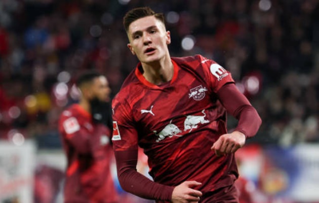 Sesko hóa Ronaldo cho Frankfurt ôm hận, thách thức luôn Bayern