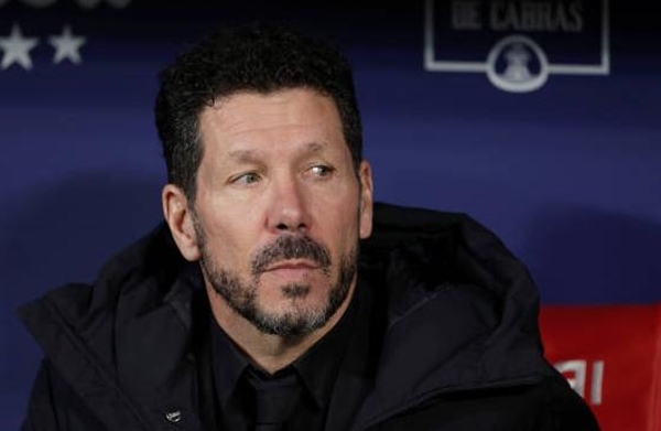 Simeone thở phào sau chiến thắng kịch tính trước Sevilla