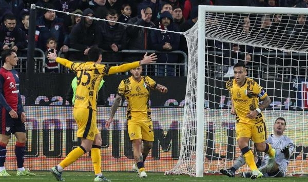 Simone Inzaghi mơ đến cú ăn 3 sau màn hủy diệt Cagliari