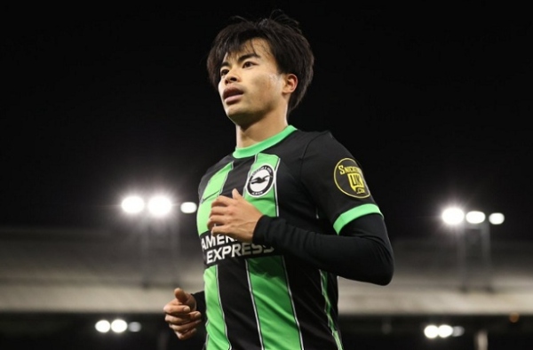 SỐC! Al Nassr sẵn sàng nổ tiếp bom tấn Mitoma, có thể chạm mốc 90 triệu euro
